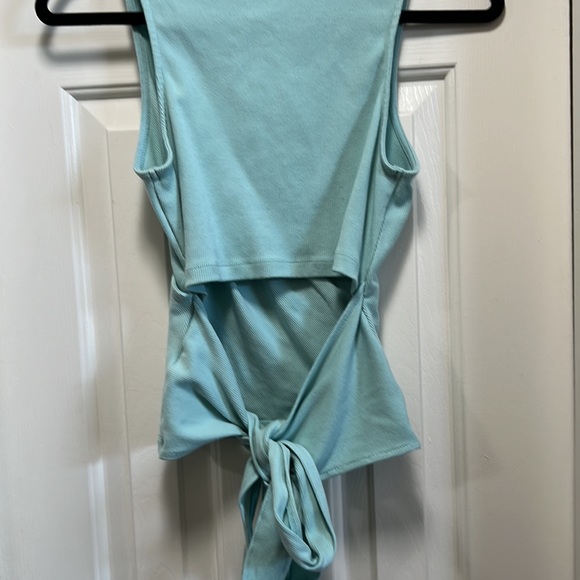 Guess top - Picture 4 of 4